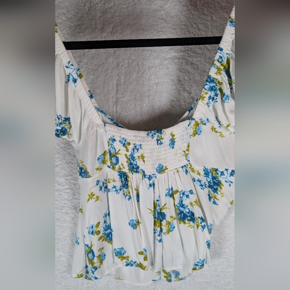 Free People Floral Button-Down Women's Top - Picture 5 of 6